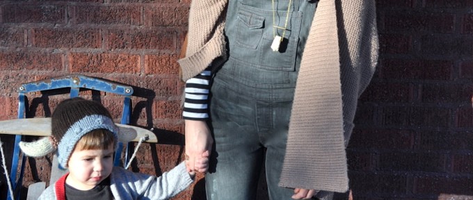 Dress That Mama: Overalls, Ankle Boots, and an Amazing Necklace